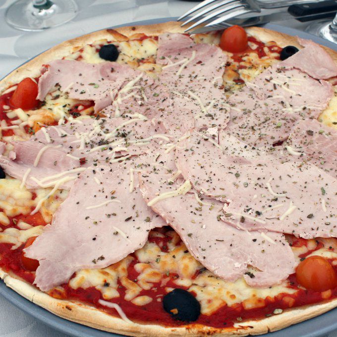 Pizza Reine